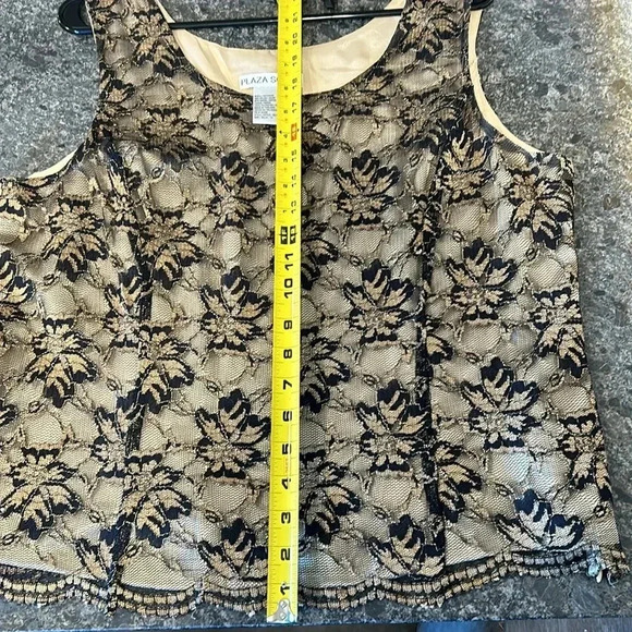 PLAZA SOUTH VINTAGE LACE TOP SIZE 14 GOLD POLYESTER LINING THAILAND MADE  FANCY - Picture 6 of 8